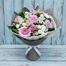 Букет цветов из:  Герберы, Альстромерии и Хризантемы в Чиколе