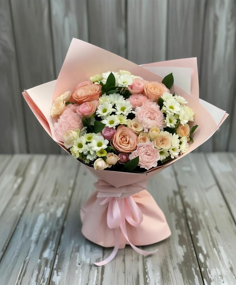 Букет цветов из: Гвоздики, Розы и Хризантемы в Чиколе