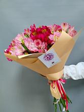 Букет цветов из:  Альстромерии в Чиколе