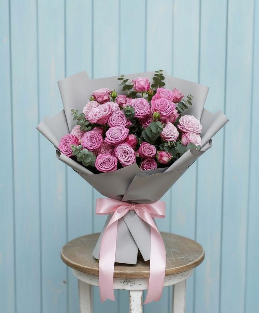 Букет цветов из: Розы в Чиколе