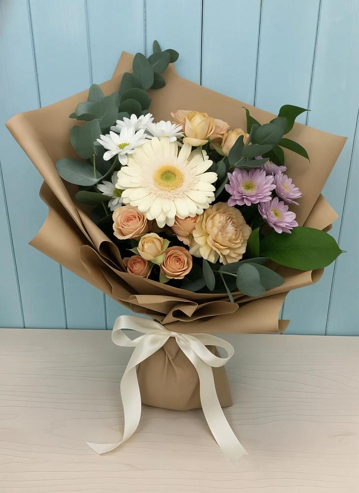 Букет цветов из: Герберы и Хризантемы в Чиколе