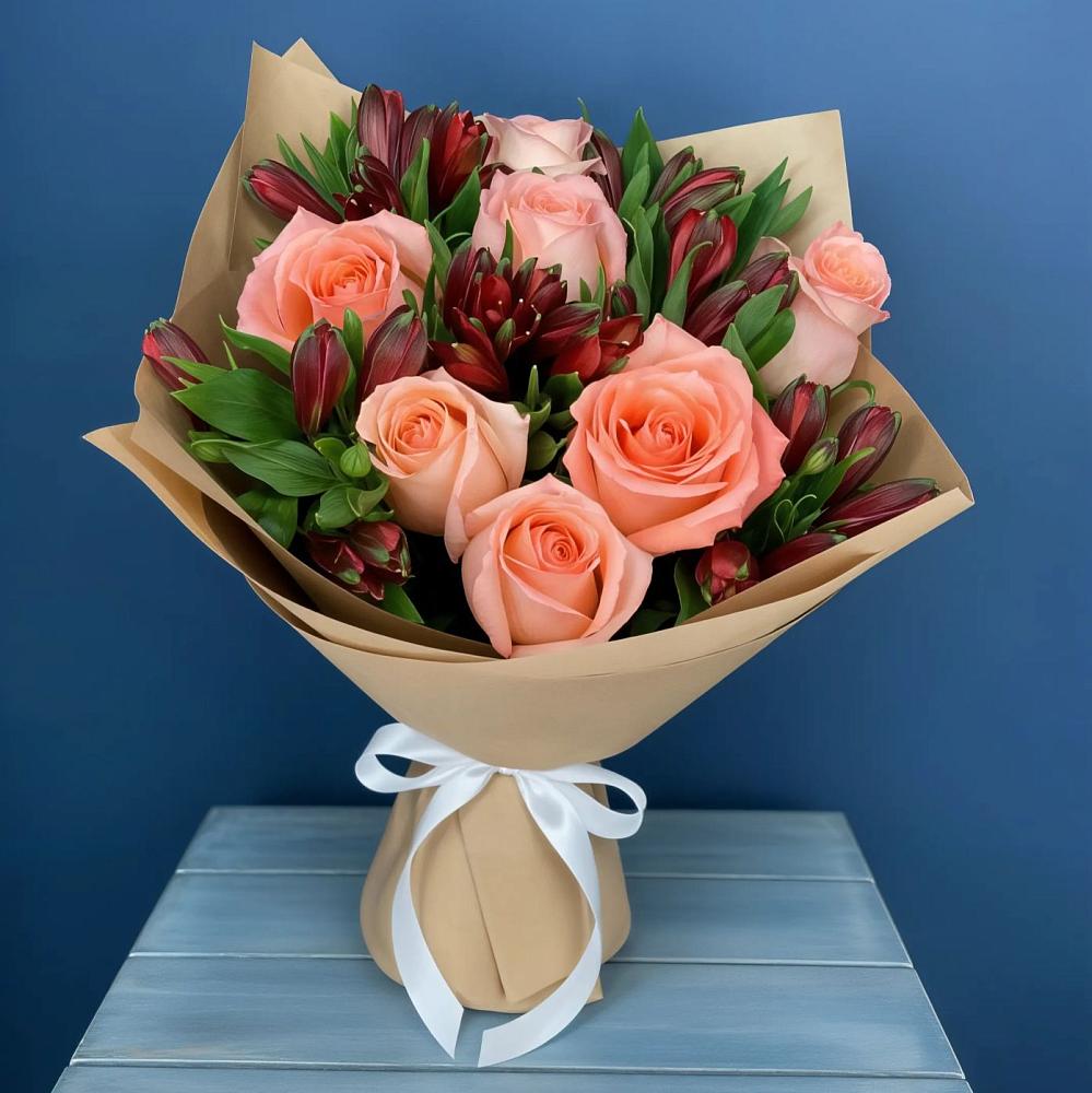 Букет цветов из: Розы и Альстромерии в Чиколе