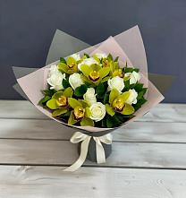 Букет цветов из:  Орхидеи и Розы #REPLACE_PRED# Чиколе