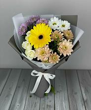 Букет цветов из:  Розы, Герберы и Хризантемы в Чиколе