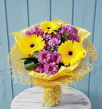 Букет цветов из:  Хризантемы и Герберы #REPLACE_PRED# Чиколе