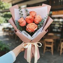 Букет цветов из:  Розы в Чиколе