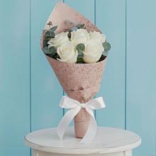 Букет цветов из:  Розы в Чиколе