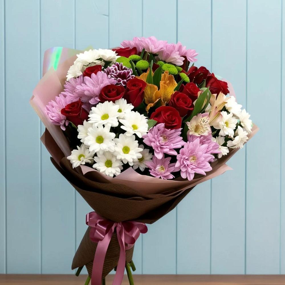 Букет цветов из: Розы, Хризантемы и Альстромерии в Чиколе