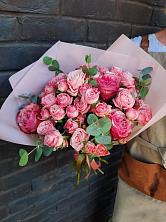 Букет цветов из:  Розы в Чиколе