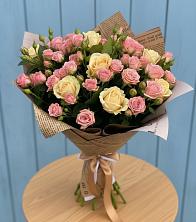 Букет цветов из:  Розы в Чиколе