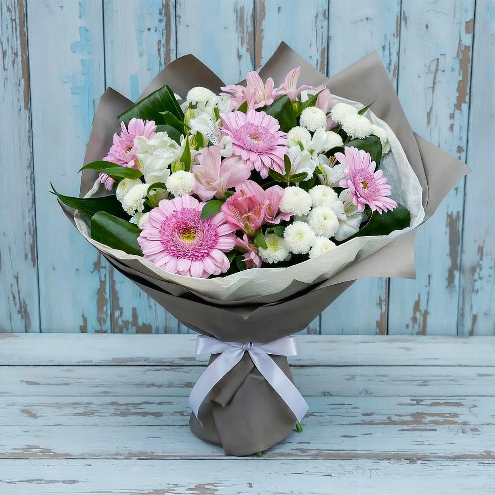 Букет цветов из: Герберы, Альстромерии и Хризантемы в Чиколе