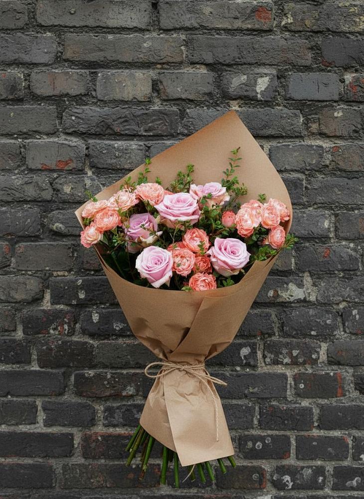 Букет цветов из: Розы в Чиколе