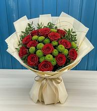 Букет цветов из:  Розы и Хризантемы в Чиколе