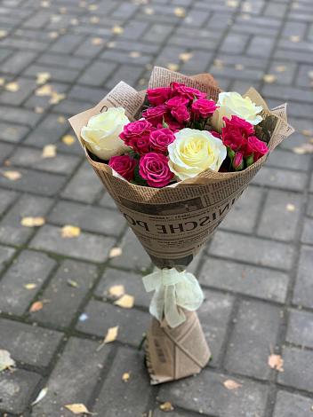 Букет цветов из: Розы в Чиколе