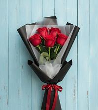 Букет цветов из:  Розы в Чиколе