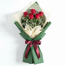 Букет цветов из:  Розы в Чиколе