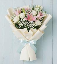 Букет цветов из:  Лилии в Чиколе